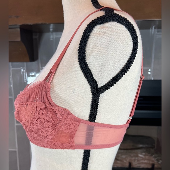 Victoria's Secret underwire lace scalloped in burnt orange 32D - Picture 3 of 5